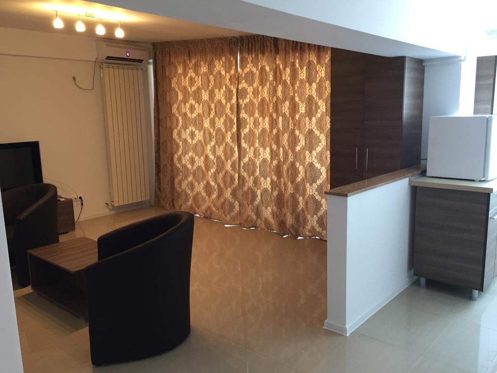 Vilagio Apartments ナボダリ 部屋 写真