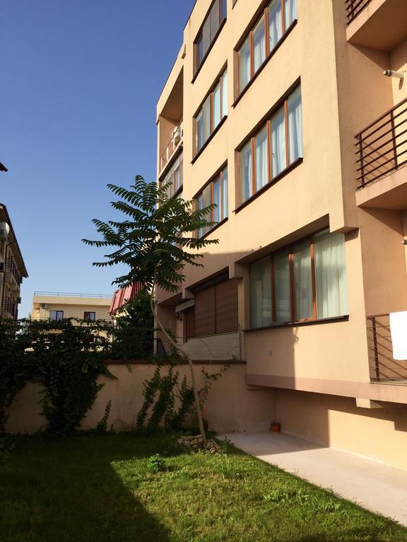 Vilagio Apartments ナボダリ エクステリア 写真