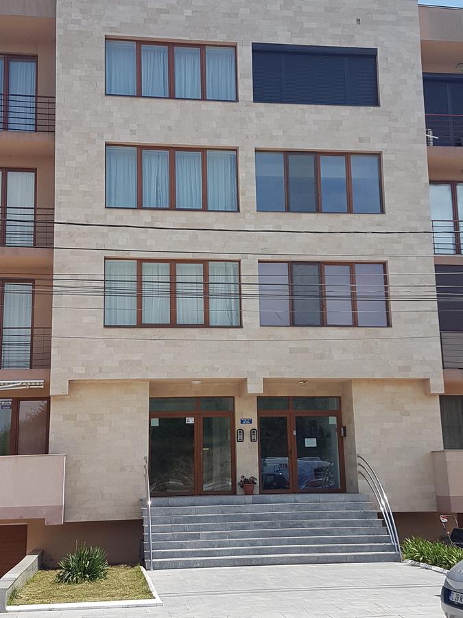 Vilagio Apartments ナボダリ エクステリア 写真